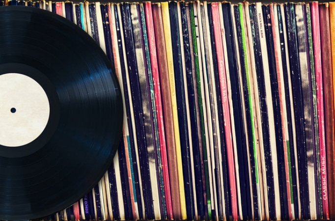 Want to start a Vinyl Record Collection? Here are 9 things to keep in mind