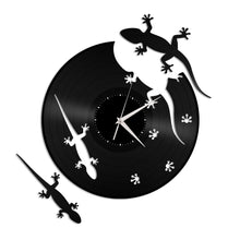 Geckos Escape Vinyl Wall Clock